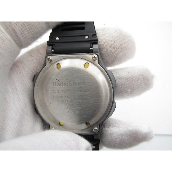 Men's Radio Shack Tandy Talking Quartz WR Digital Causal 41mm Round Watch (F971) - Picture 3 of 10